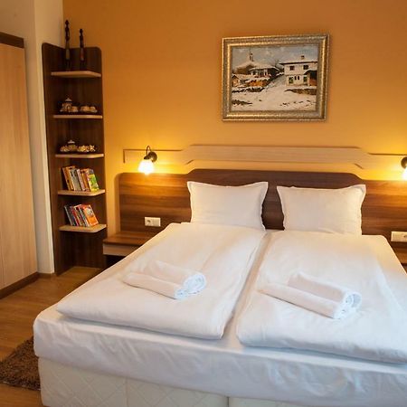Family Hotel Balkanci Узана Екстериор снимка