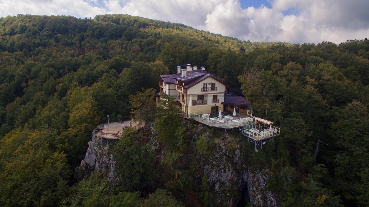 Family Hotel Balkanci Узана Екстериор снимка