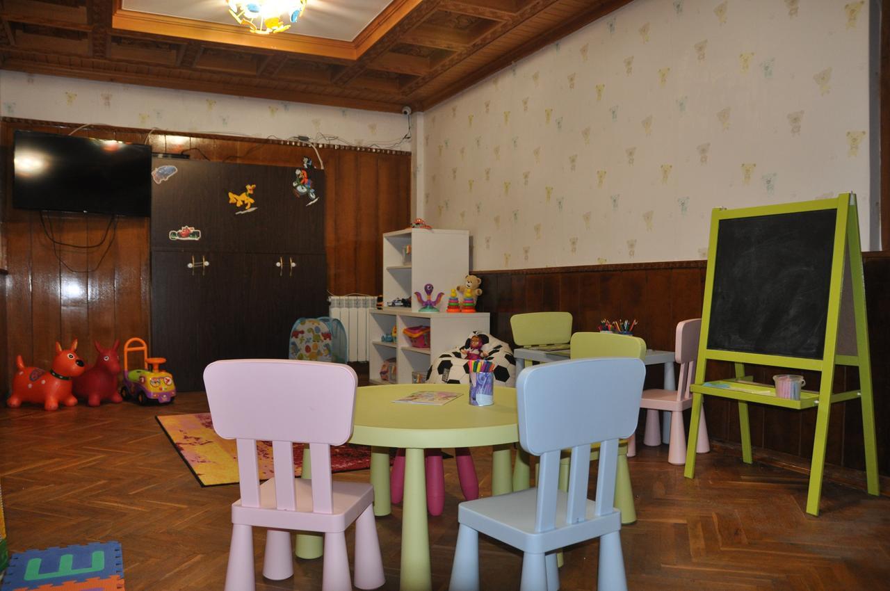 Family Hotel Balkanci Узана Екстериор снимка