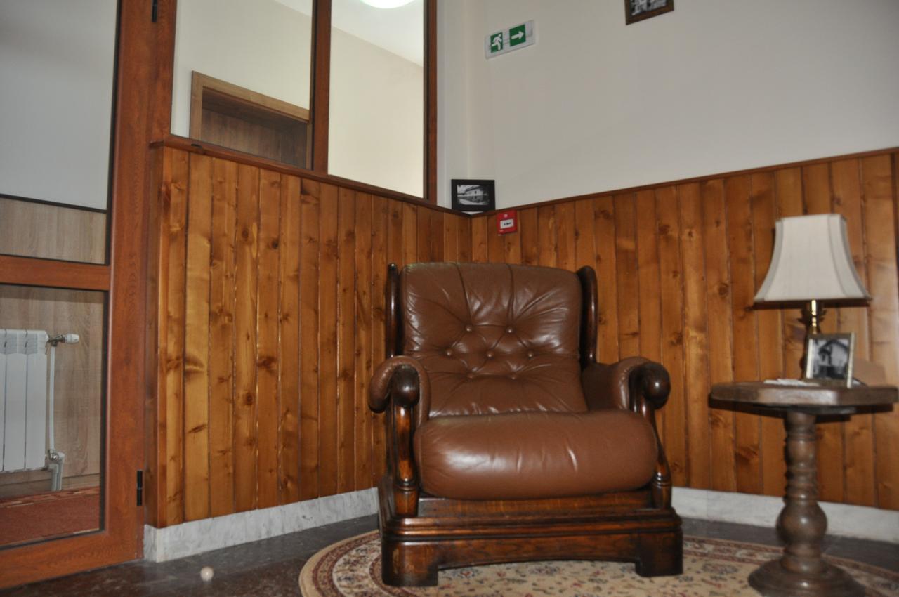 Family Hotel Balkanci Узана Екстериор снимка